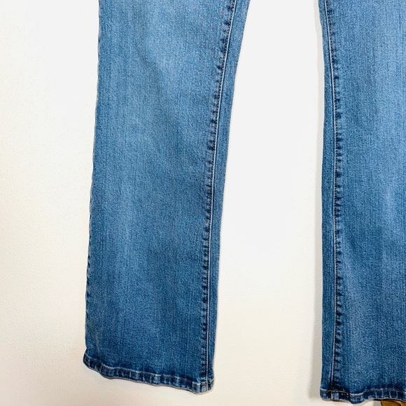 GAP Low Rise Flare Stretch Vintage Y2K Light Wash Jeans 6 Women’s - Picture 5 of 13